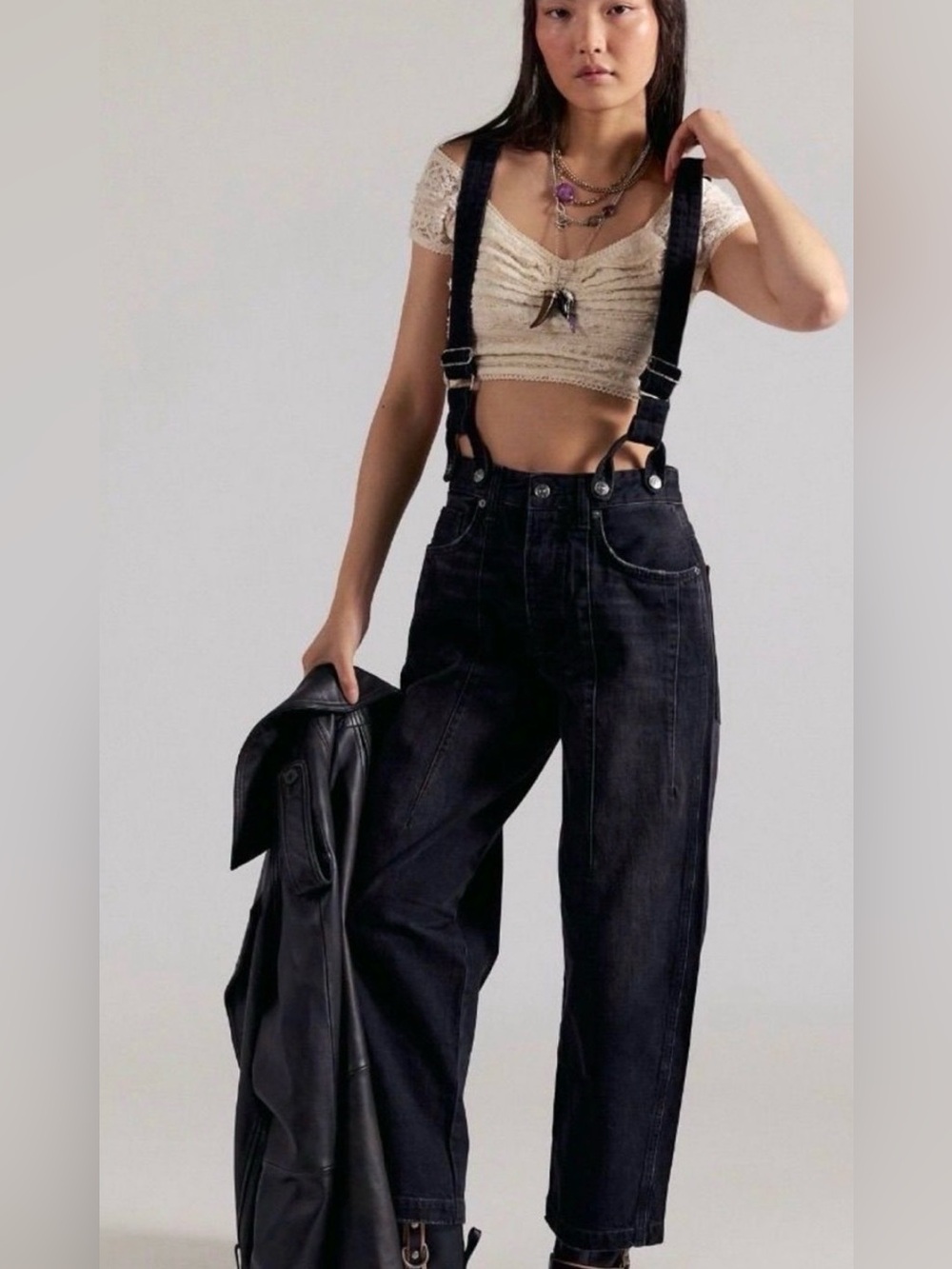 Free People We The Free Berkley Suspender Jeans.NWT. Black